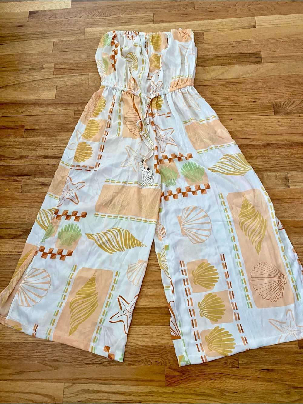 Women’s Strapless Beach-Print Jumpsuit — Peach & White
